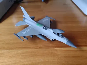 F16-拼装版