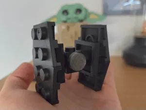 Star Wars TIE Fighter aus Bricks - 200 % expand