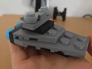 Star Wars Star Destroyer aus Bricks - 200% expand