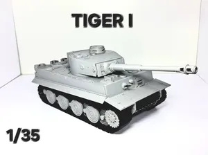TIGER 1 1/35 SCALE TANK MODEL