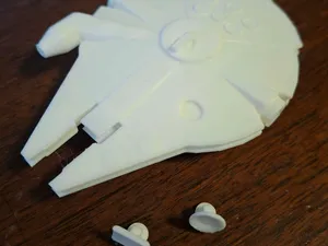 1:400 scale Millennium Falcon