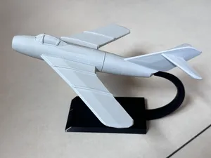 歼-5/MIG-17 1:48模型