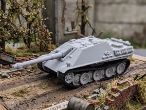 Jagdpanther Tank Destroyer Model 1/72