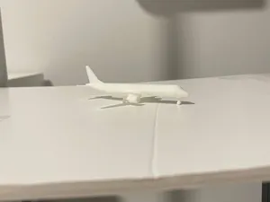 1:400 Embraer E190 scale model