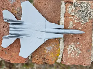 F-15 / F15 1:72 Scale (Glue Required)