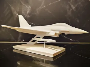 Eurofighter Kampfflugzeug mit Rakete